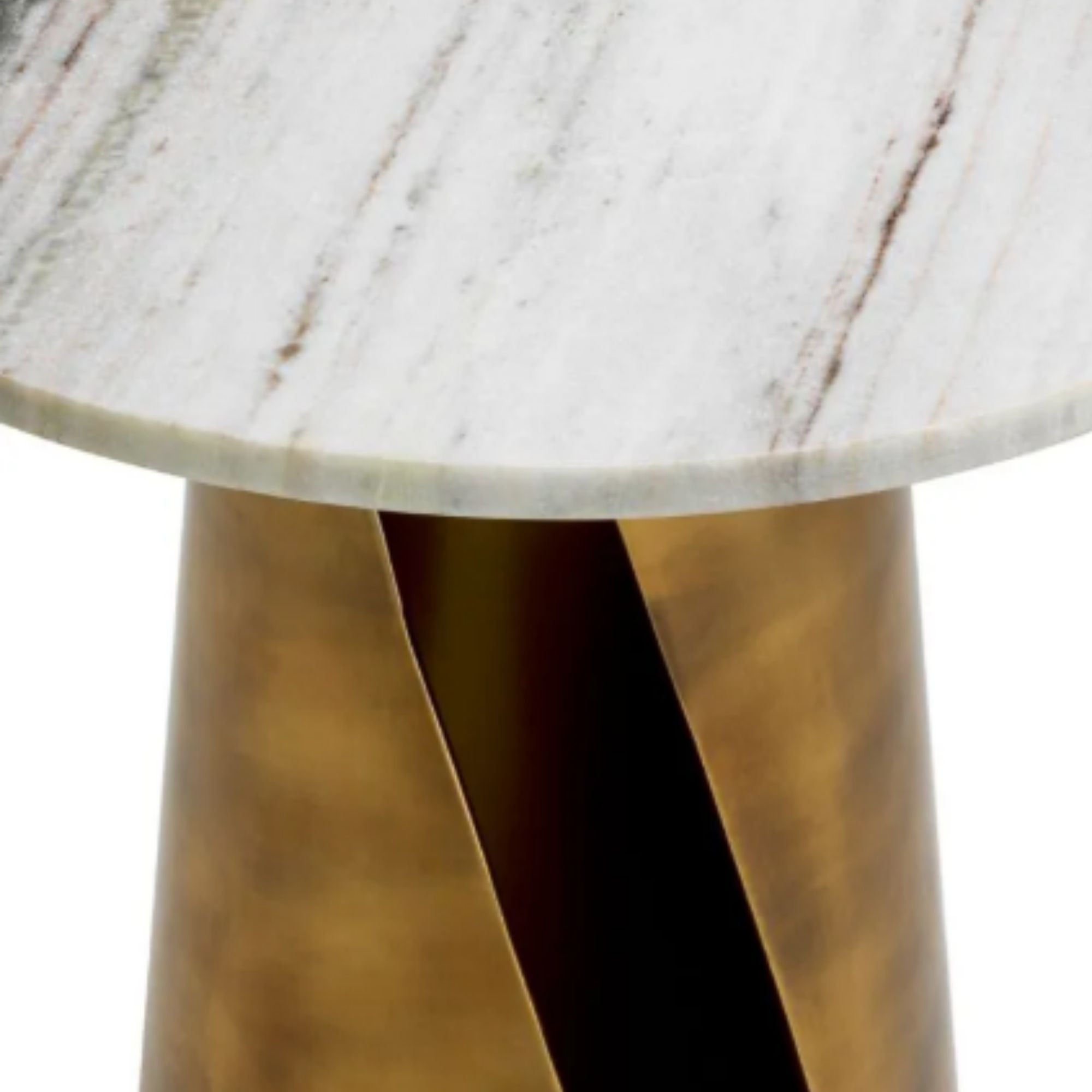 Nuova Side Table